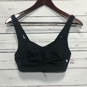 Lululemon tata tamer size 34c